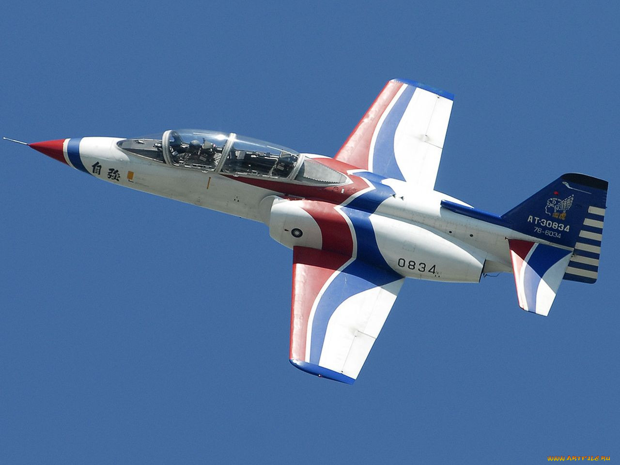 F 3 b. AIDC at-3. Учебный-тренировочный самолет at-3. Х (AIDC). Taiwan Air Force AIDC T-5.